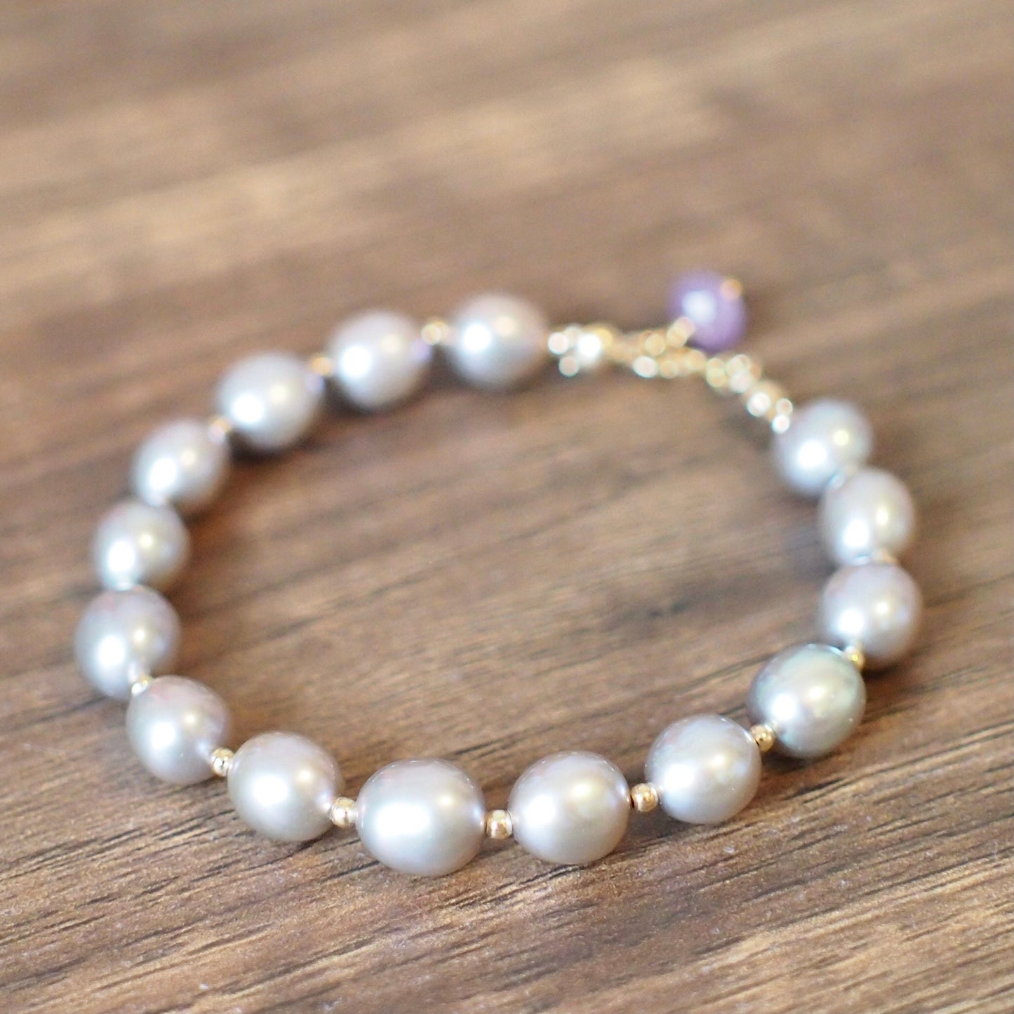Silverish Gray Baroque Pearl Bracelet // Silverish Gray // Elegant & Stunning // 14K gold-filled