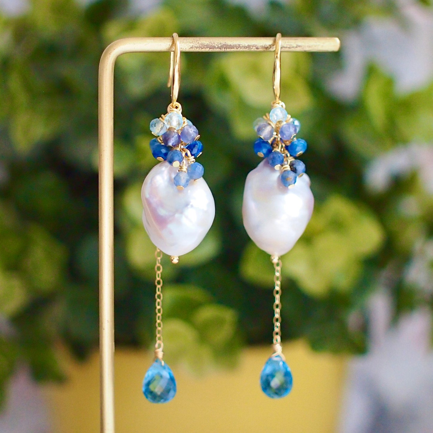 Baroque Pearl Earrings // Statement Earrings // Gems Cluster // 14K Gold-filled // Elegant & Charming