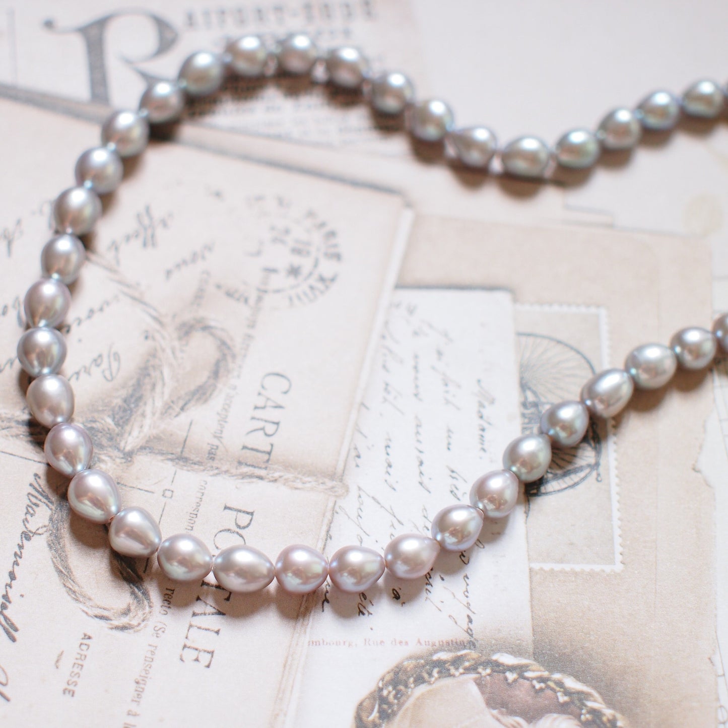 Gray Baroque Pearl Necklace // Beautiful Lustre // 14K Gold-filled // Chic and Modern