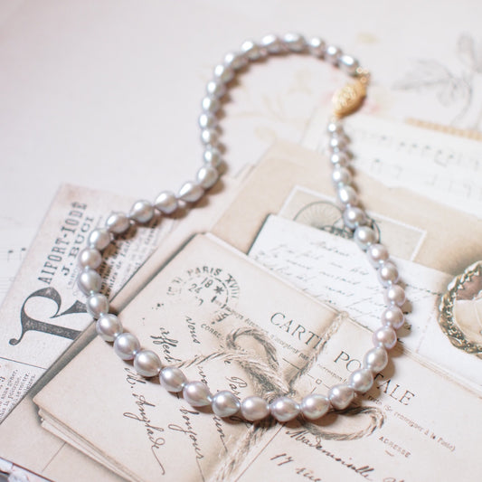 Gray Baroque Pearl Necklace // Beautiful Lustre // 14K Gold-filled // Chic and Modern