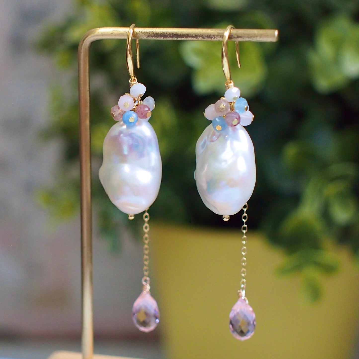 Baroque Pearl Earrings // Statement Earrings // Gems Cluster // Rose Quartz x Strawberry Quartz x Aquamarine // 14K Gold-filled