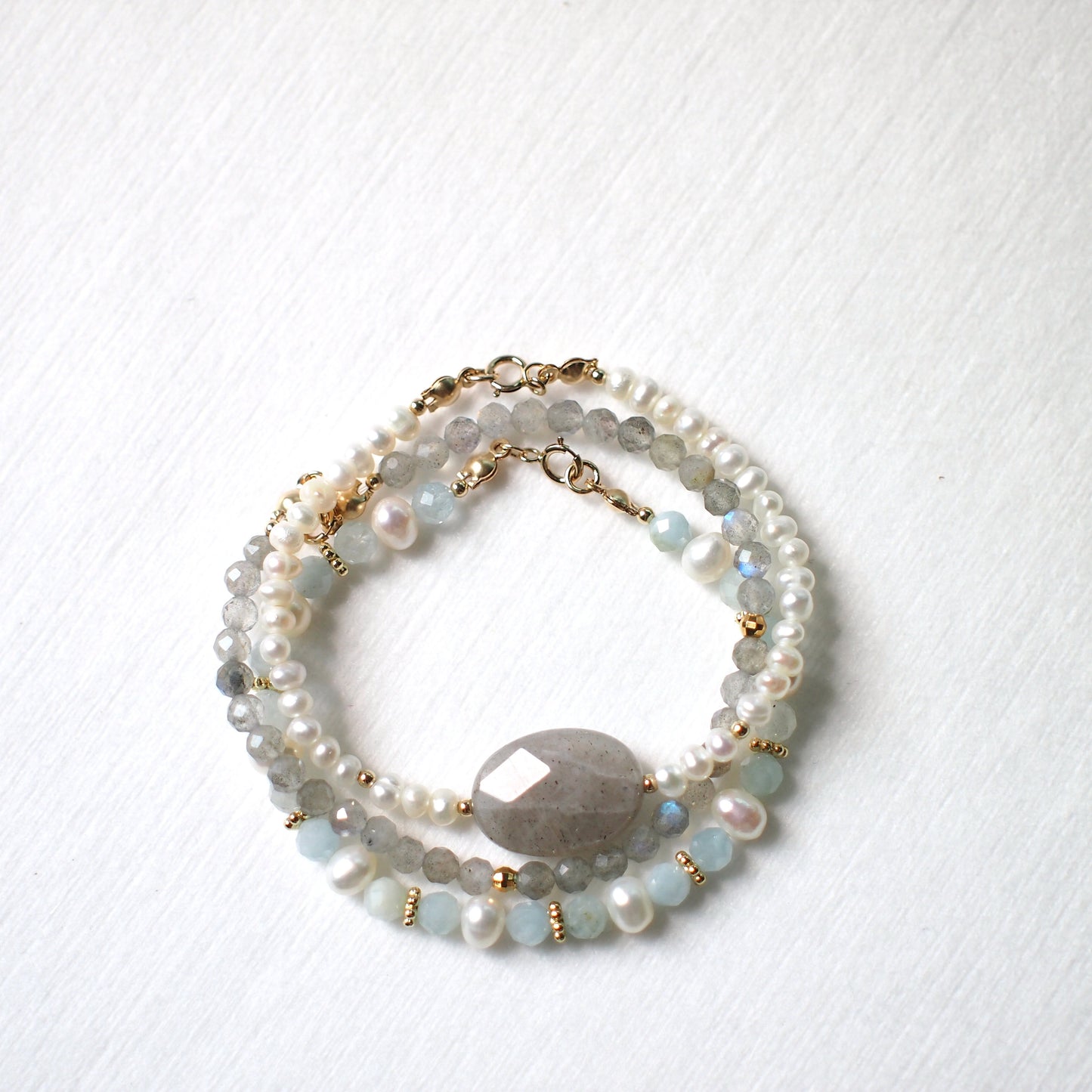 Aquamarine x Pearl Bracelet // Feminine & Chic // Stackable // 14K Gold-filled