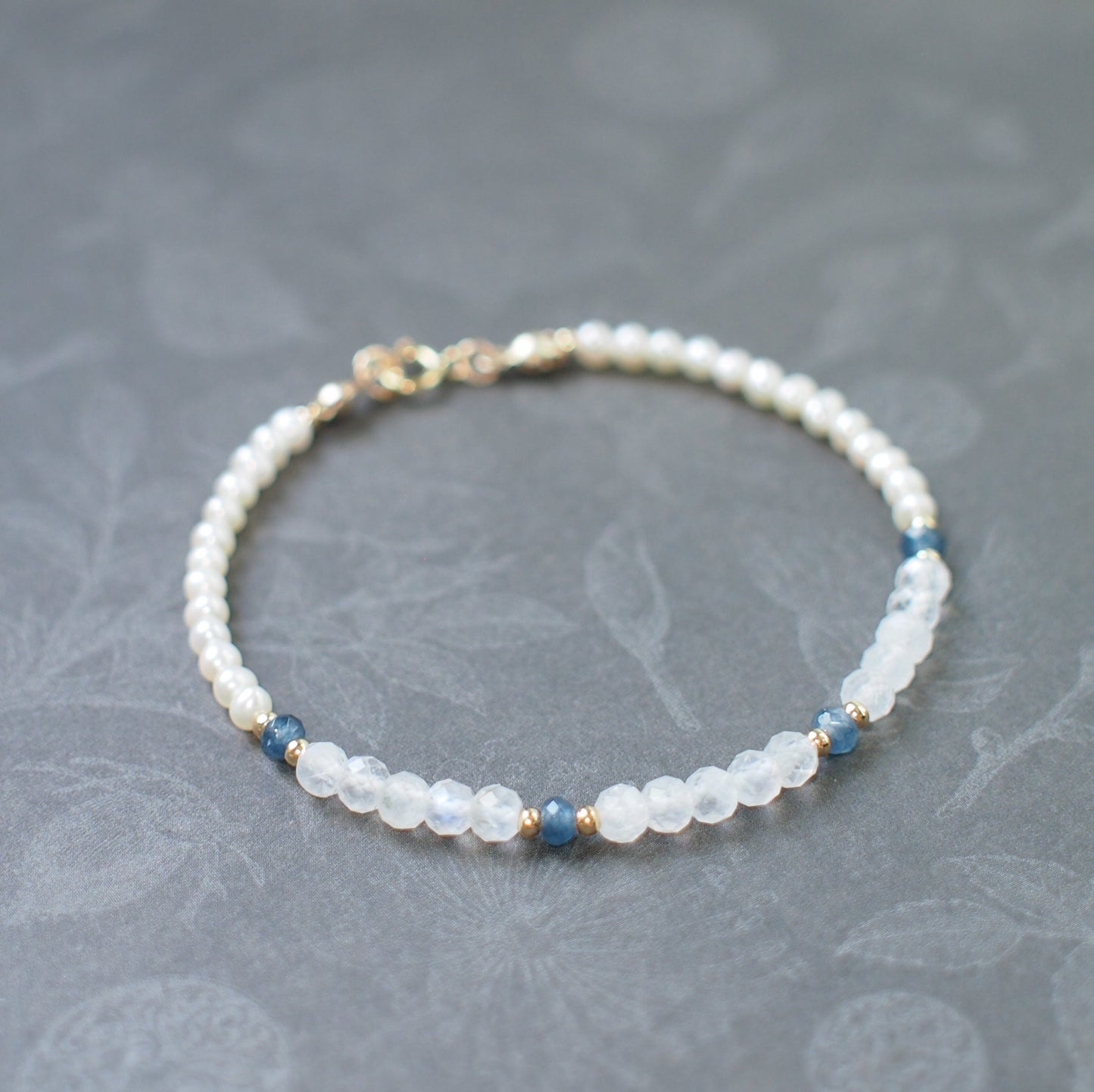 Blue Moonstones x Blue Chalcedony x Pearls Bracelet // Elegant & Unique // Stackable // 14K Gold-filled