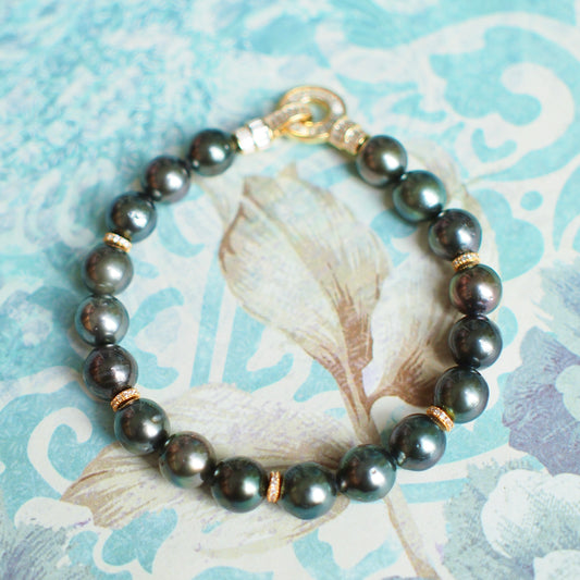 Tahitian Pearl Bracelet // Dark Peacock Green