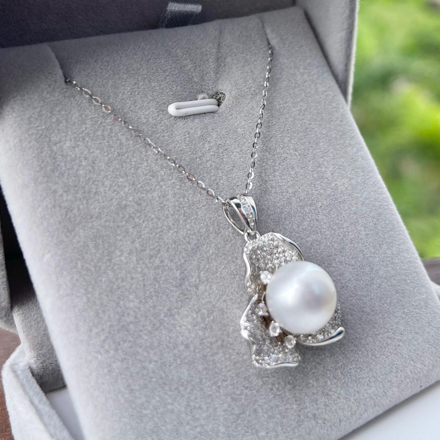 Australian South Sea White Pearl Pendant // Silky Lustre // Cool Overtone // 925 Sterling Silver