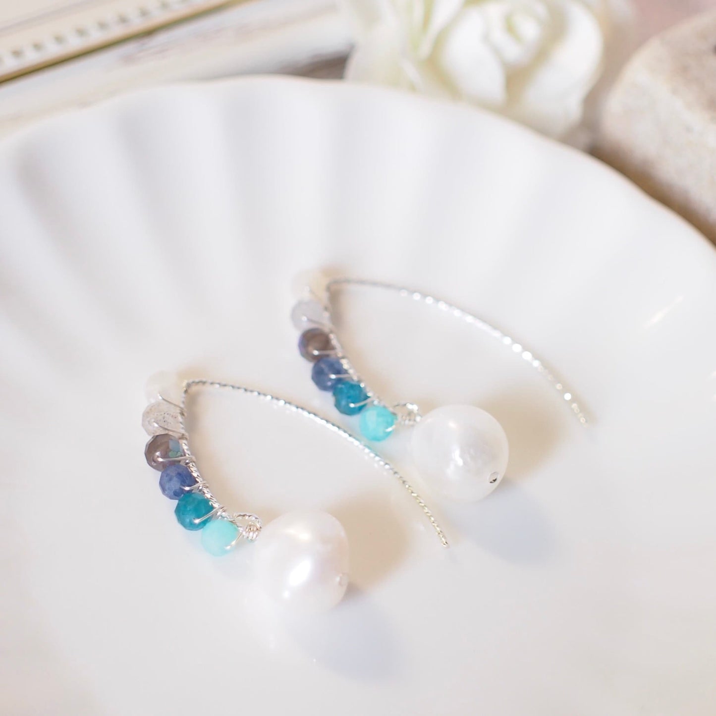 Baroque Pearls x Natural Gems Earrings // Chic & Sweet // 925 Sterling Silver // Wirewrapped