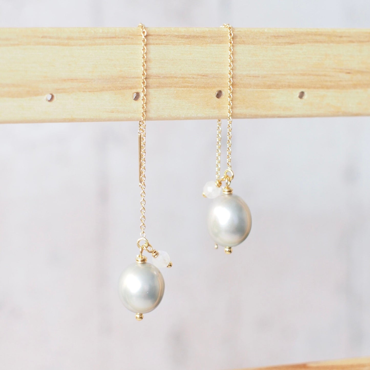 Silverish Gray Baroque Pearl Earrings // Simple Threader Earrings // 14K Gold-filled // Dangling Style // Graceful & Lovely