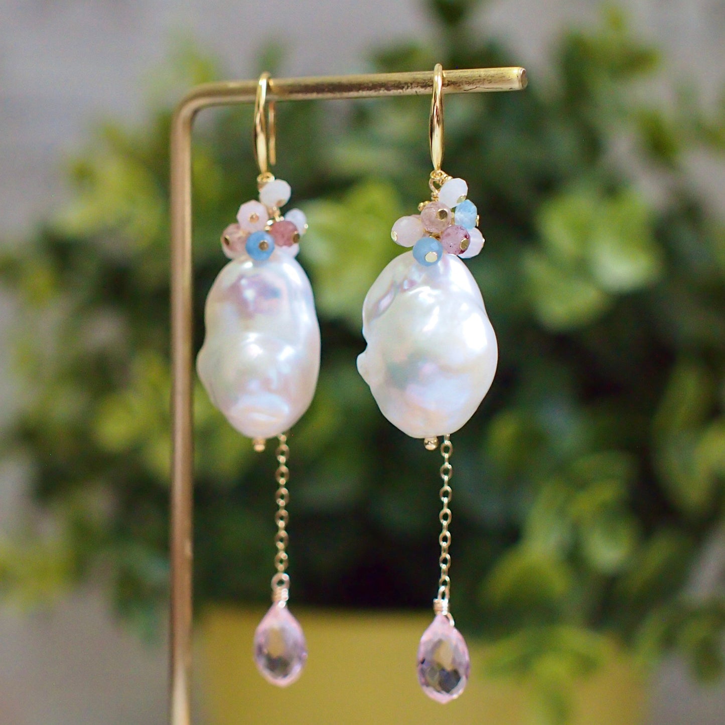 Baroque Pearl Earrings // Statement Earrings // Gems Cluster // Rose Quartz x Strawberry Quartz x Aquamarine // 14K Gold-filled