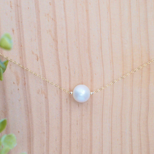Fresh Water Pearl Floating Necklace // Natural Cream White // Simple & Chic // 14K Gold-filled