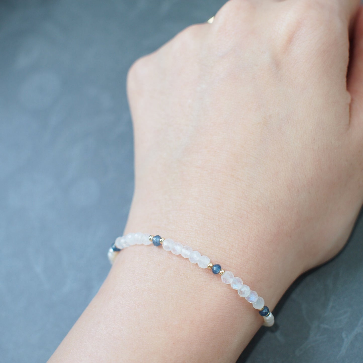 Blue Moonstones x Blue Chalcedony x Pearls Bracelet // Elegant & Unique // Stackable // 14K Gold-filled