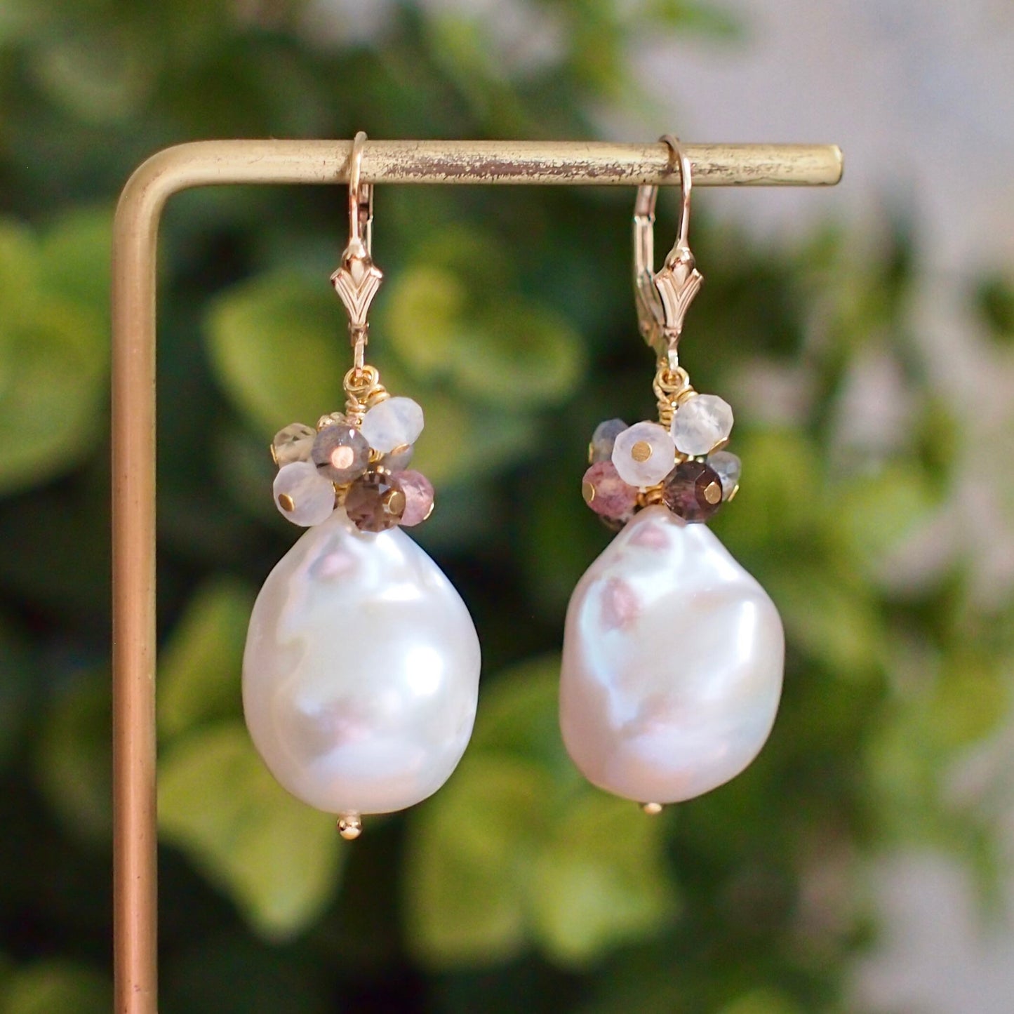 White Baroque Pearl Earrings // Gems Cluster // Flameball Pearls // Understated Look// 14K Gold-filled