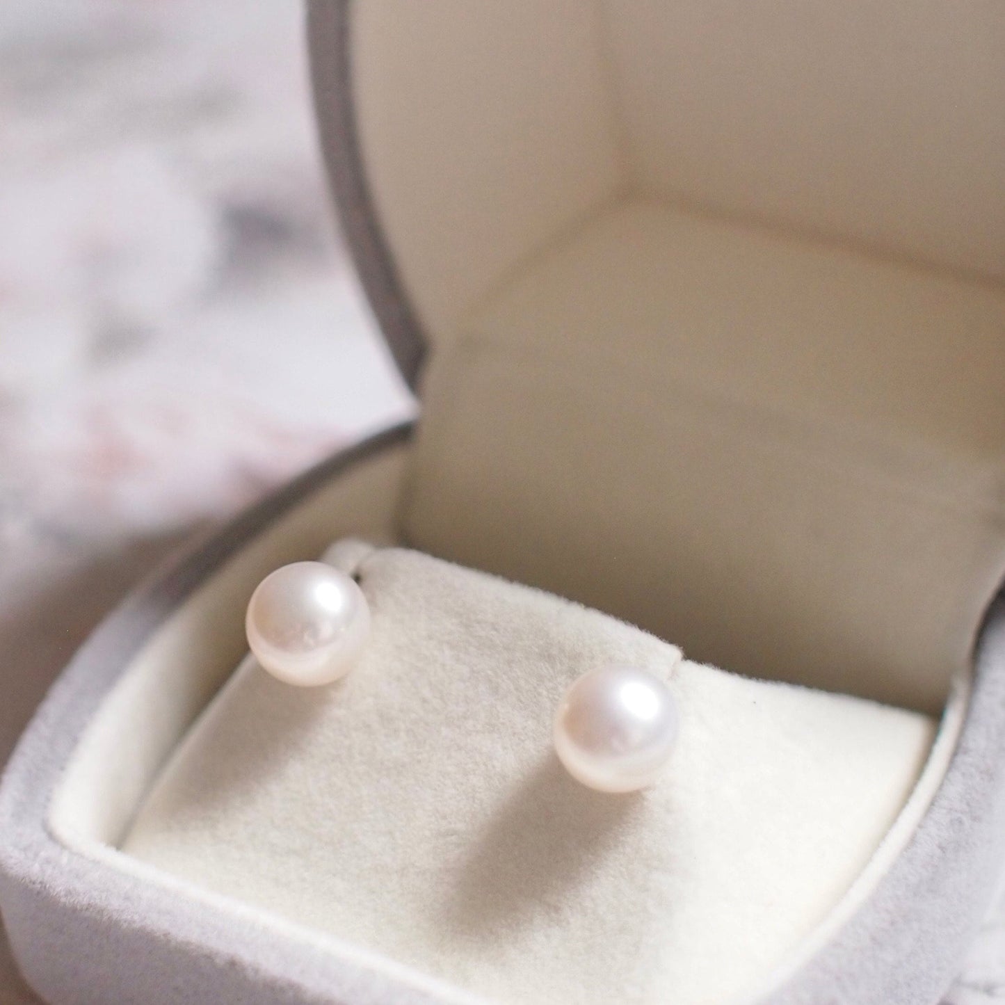 Pre-order: Akoya Saltwater Pearls Ear Studs // 8mm // 18K Solid Yellow Gold