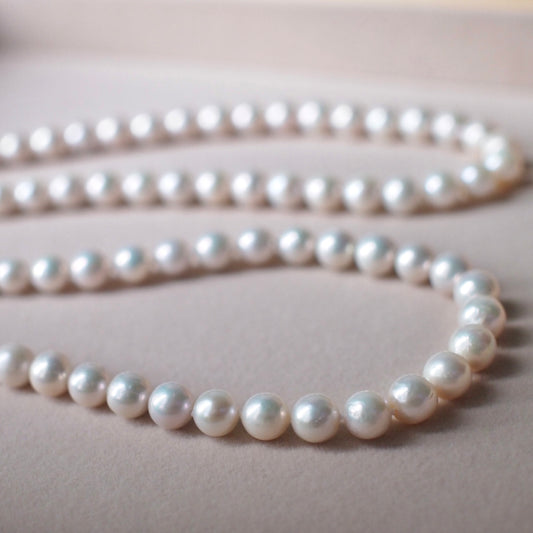 Fresh Water Pearl Necklace (8-9mm) // Beautiful Lustre // 14K Gold-filled // Luxurious & Timeless