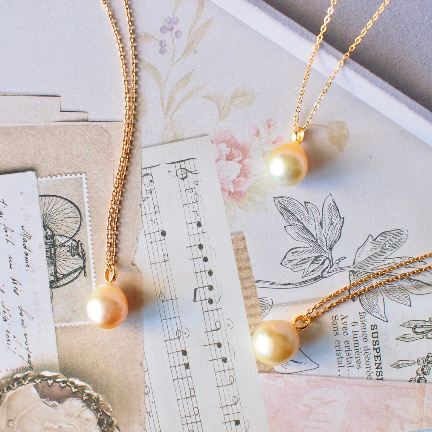 South Sea Pearl Pendants // Natural Champagne Gold // Simple & Feminine // 18K Solid Gold