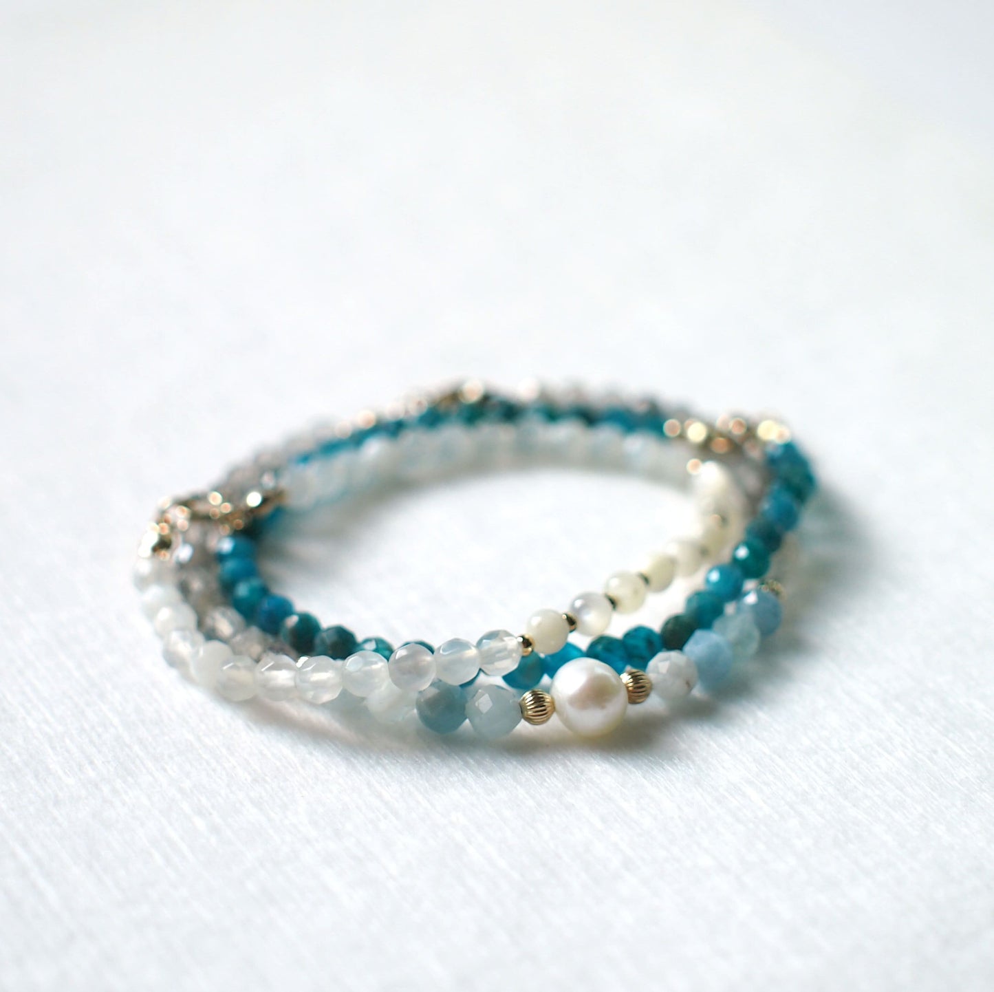 Aquamarine x Labradorite Bracelet // Pearl Charm // Dainty // 14K Gold-filled
