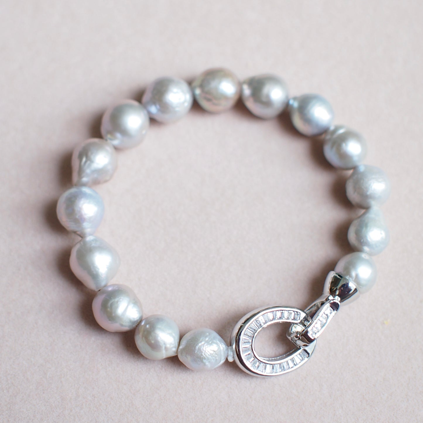 Silverish Gray Baroque Pearl Bracelet