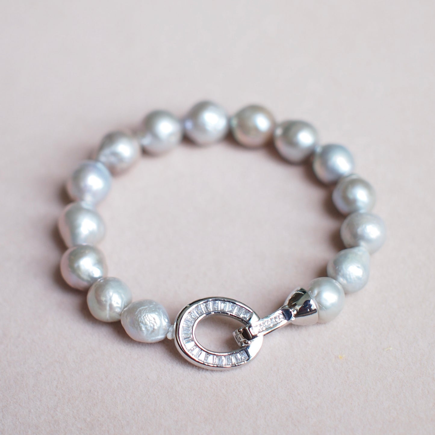 Silverish Gray Baroque Pearl Bracelet