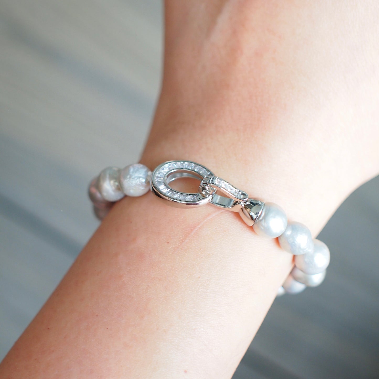 Silverish Gray Baroque Pearl Bracelet