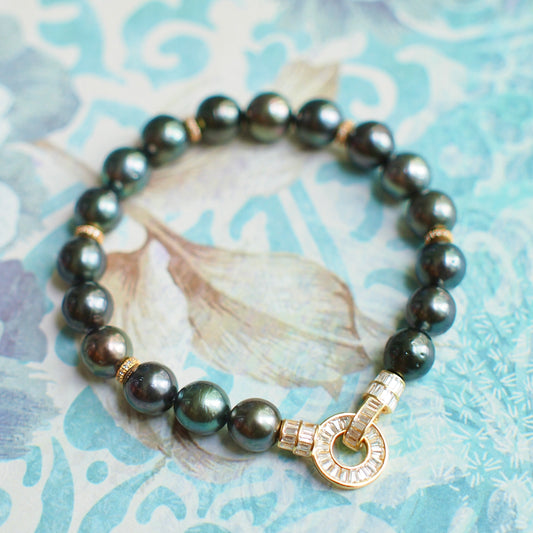Tahitian Pearl Bracelet // Dark Peacock Green
