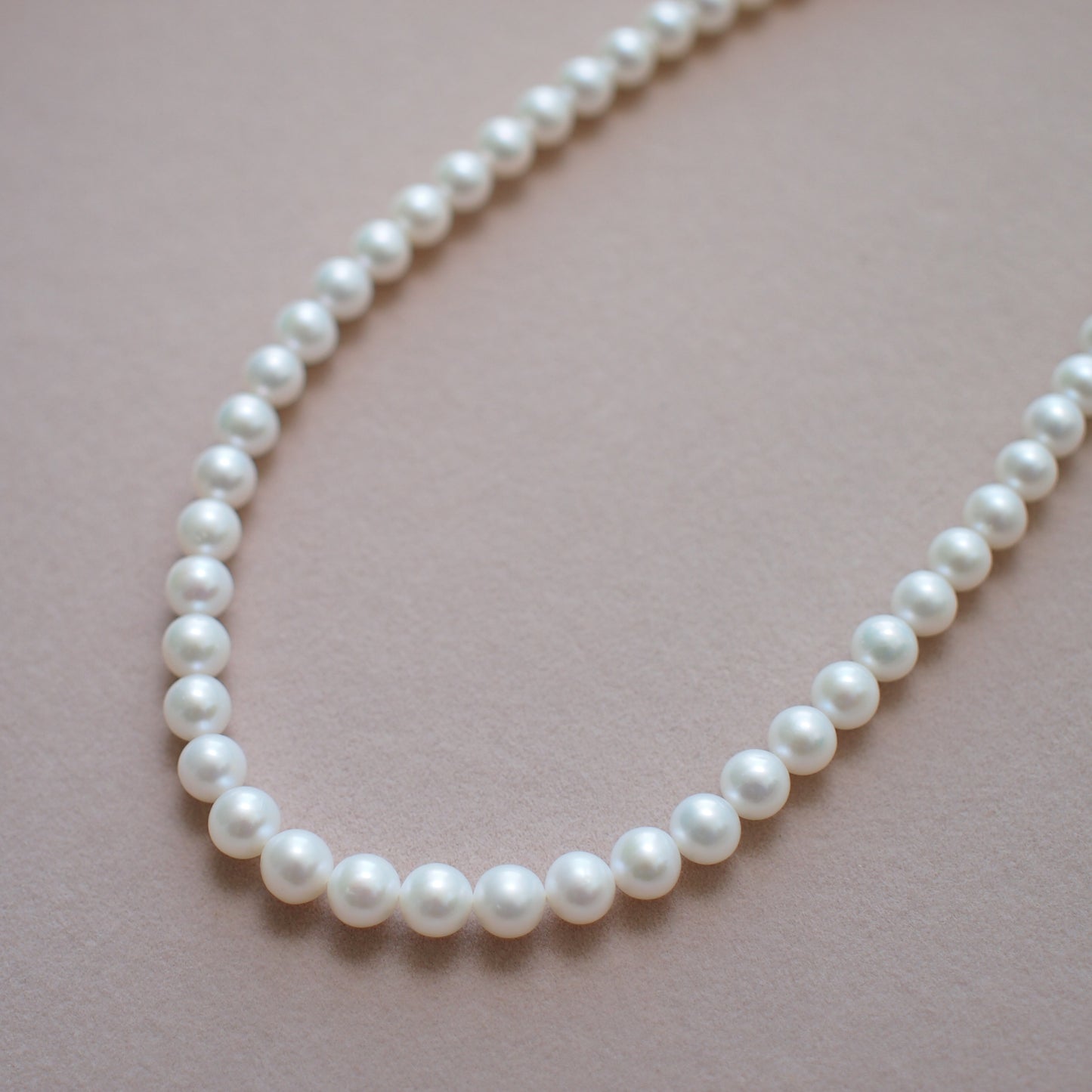 Fresh Water Pearl Necklace (6-7mm) // Beautiful Lustre // 18K Gold Clasp// Luxurious & Timeless