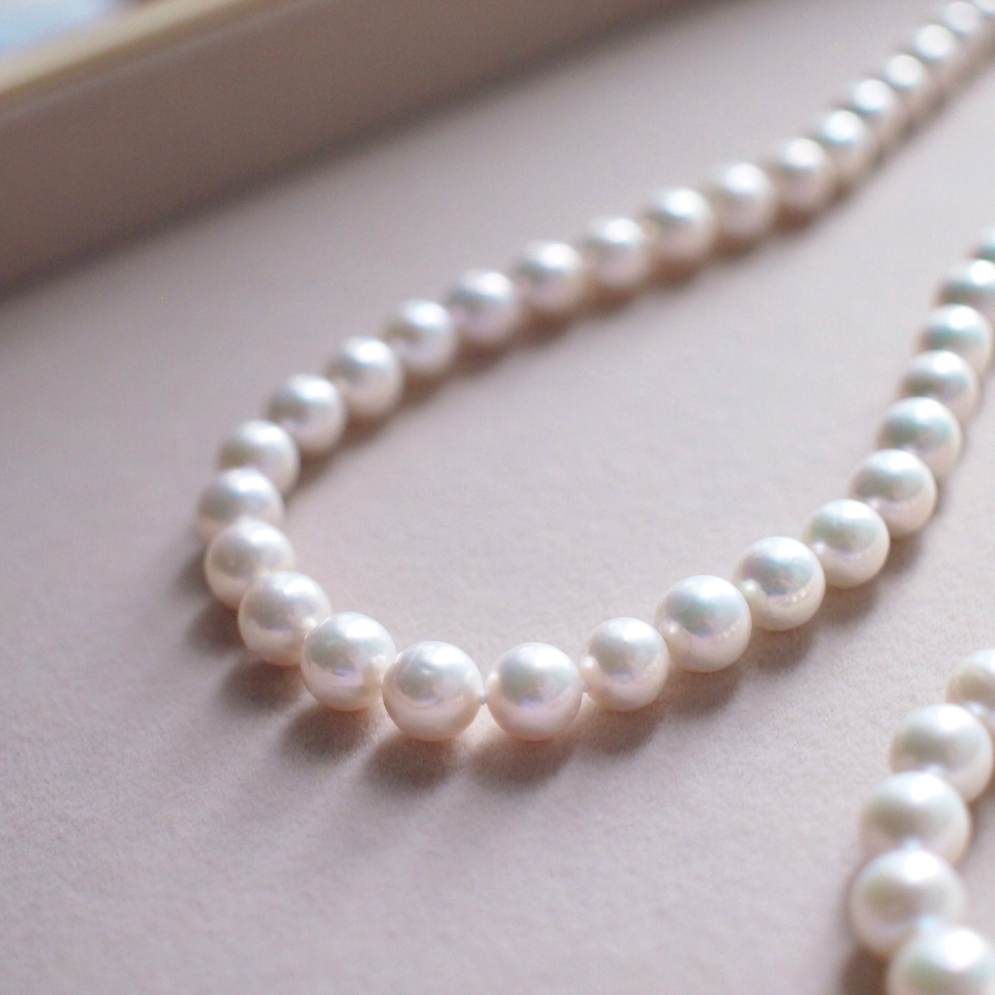 Fresh Water Pearl Necklace (8-9mm) // Beautiful Lustre // 14K Gold-filled // Luxurious & Timeless