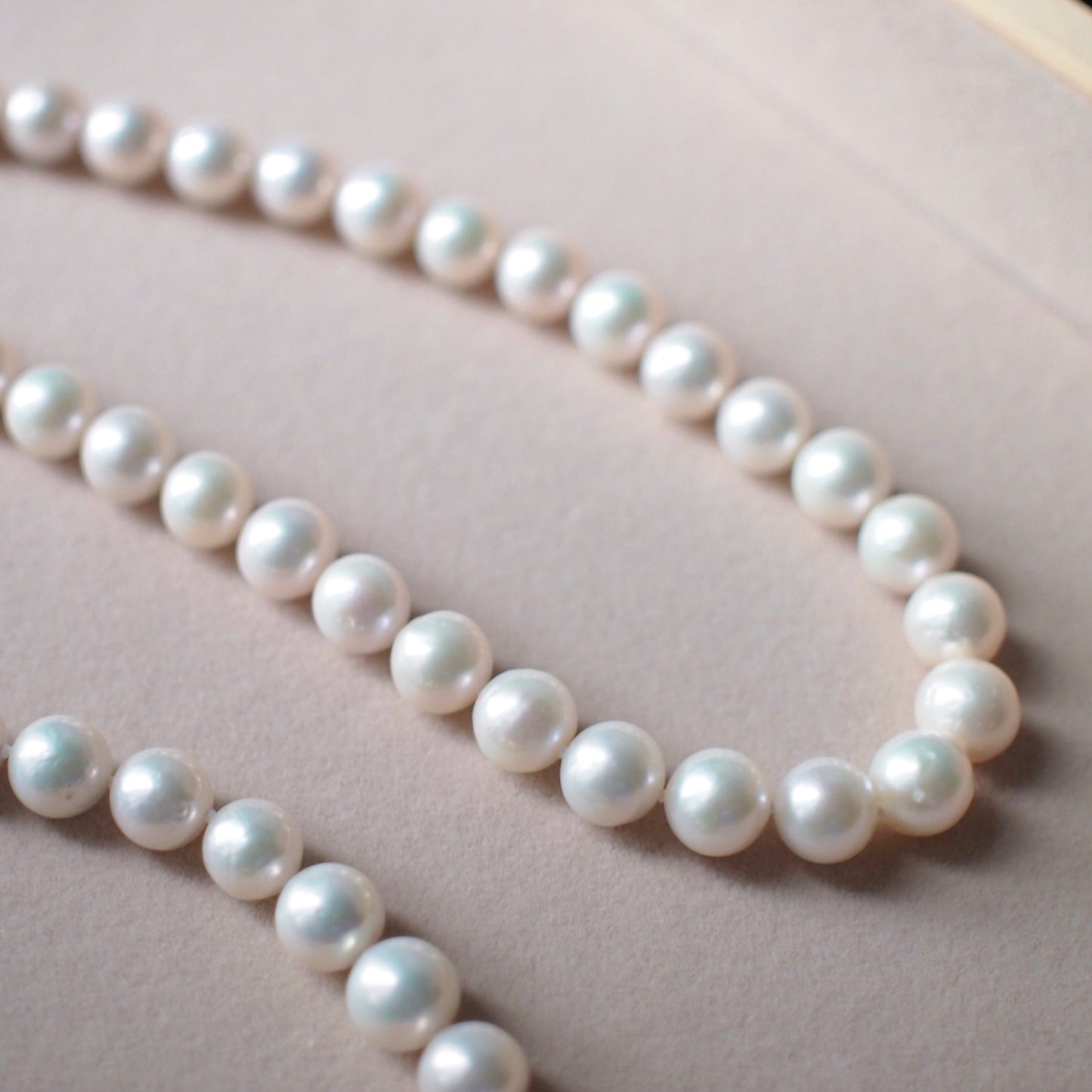Fresh Water Pearl Necklace (8-9mm) // Beautiful Lustre // 14K Gold-filled // Luxurious & Timeless