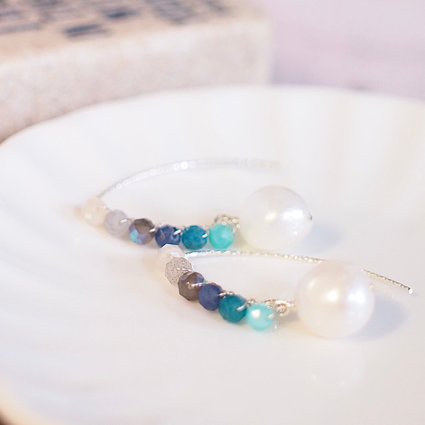 Baroque Pearls x Natural Gems Earrings // Chic & Sweet // 925 Sterling Silver // Wirewrapped