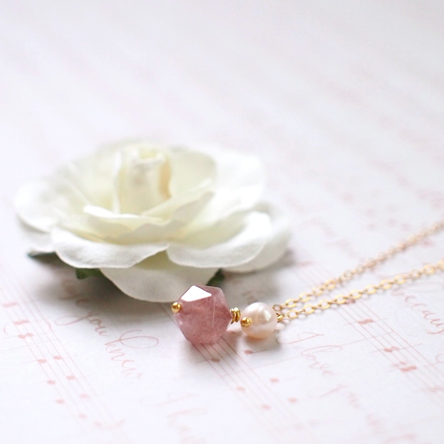 Strawberry Quartz x Pearl Necklace // Gem Stone Pendant // 14K Gold-filled // Romantic & Sweet