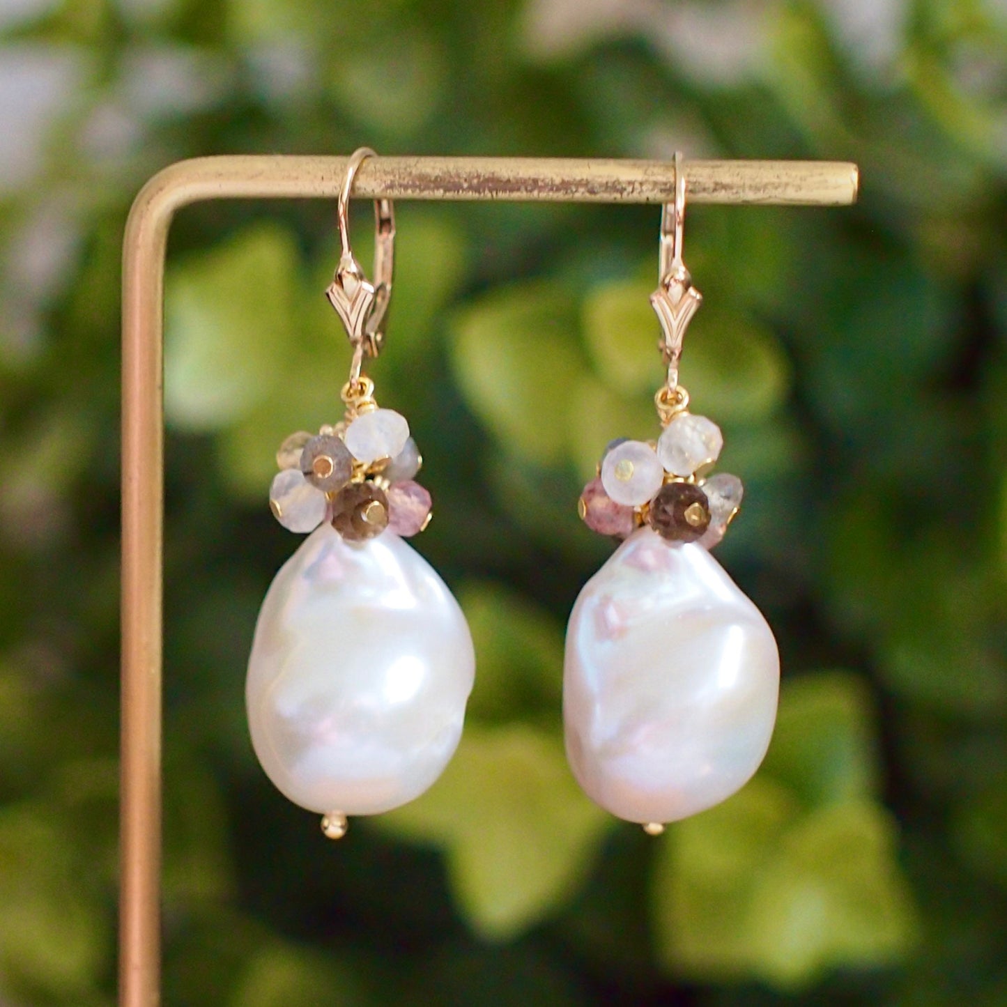 White Baroque Pearl Earrings // Gems Cluster // Flameball Pearls // Understated Look// 14K Gold-filled