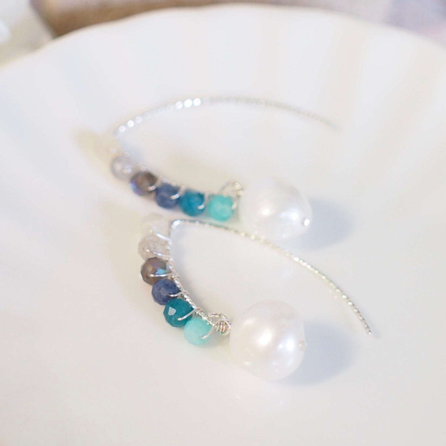 Baroque Pearls x Natural Gems Earrings // Chic & Sweet // 925 Sterling Silver // Wirewrapped